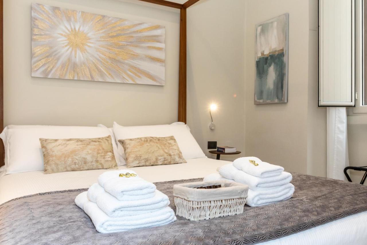 Suites 44 - Guesthouse โรม ภายนอก รูปภาพ