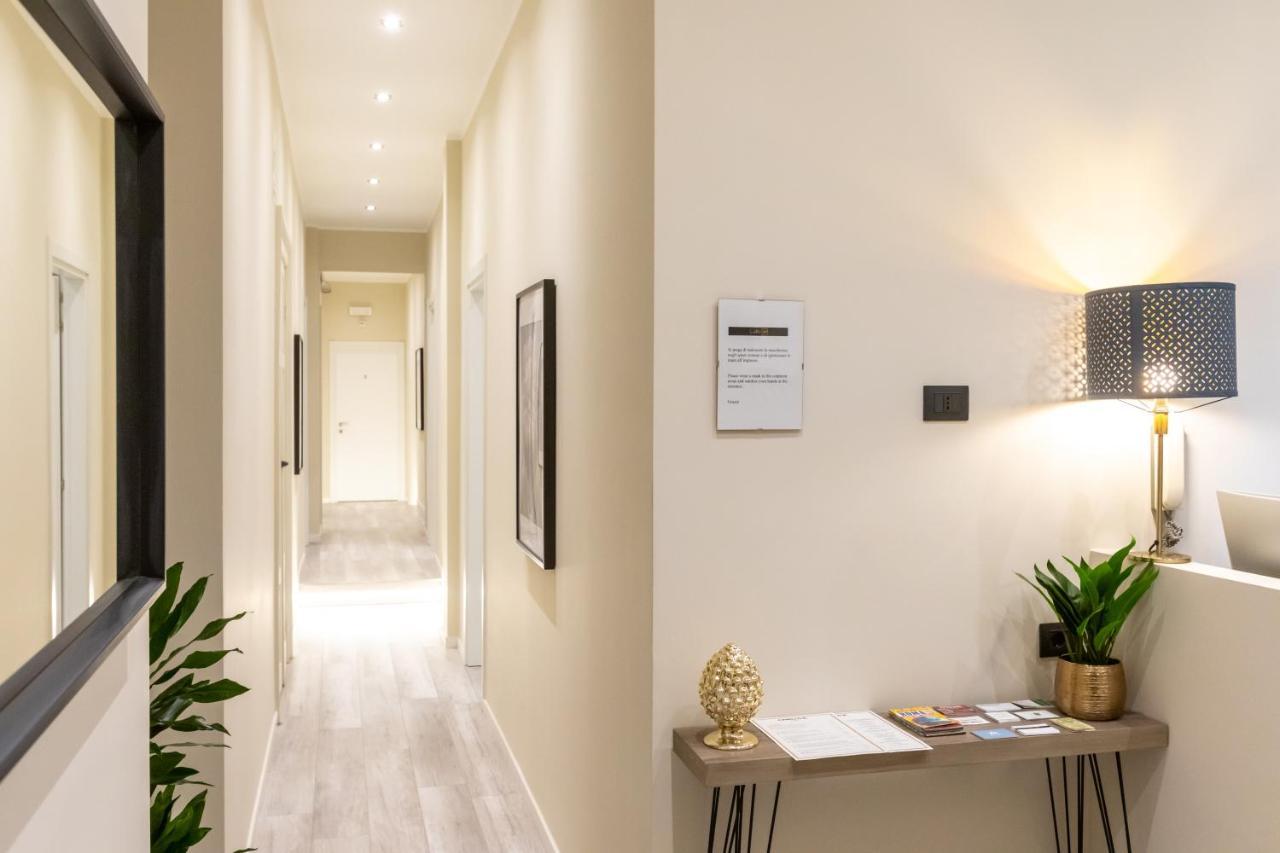 Suites 44 - Guesthouse โรม ภายนอก รูปภาพ